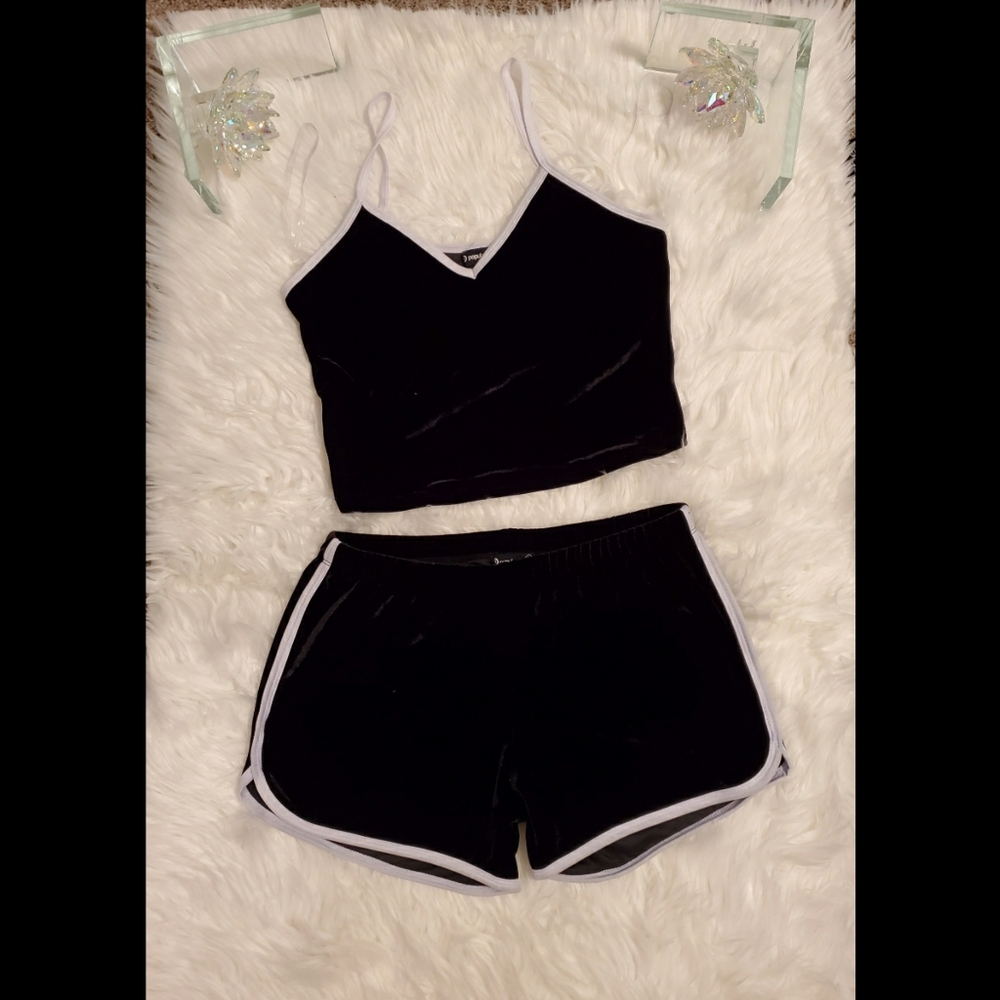2 Piece Set